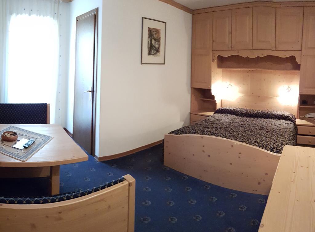 Villa Elena B&B Hotel San Martino Di Castrozza Exterior photo